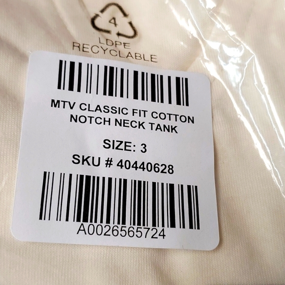 ❤️NWT VINTAGE TORRID TEE ☆ MTV 1980s GRAPHIC FLORAL NATURE PRINT ☆ PLUS SIZE - Picture 8 of 14